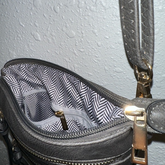 Purse - Picture 4 of 4